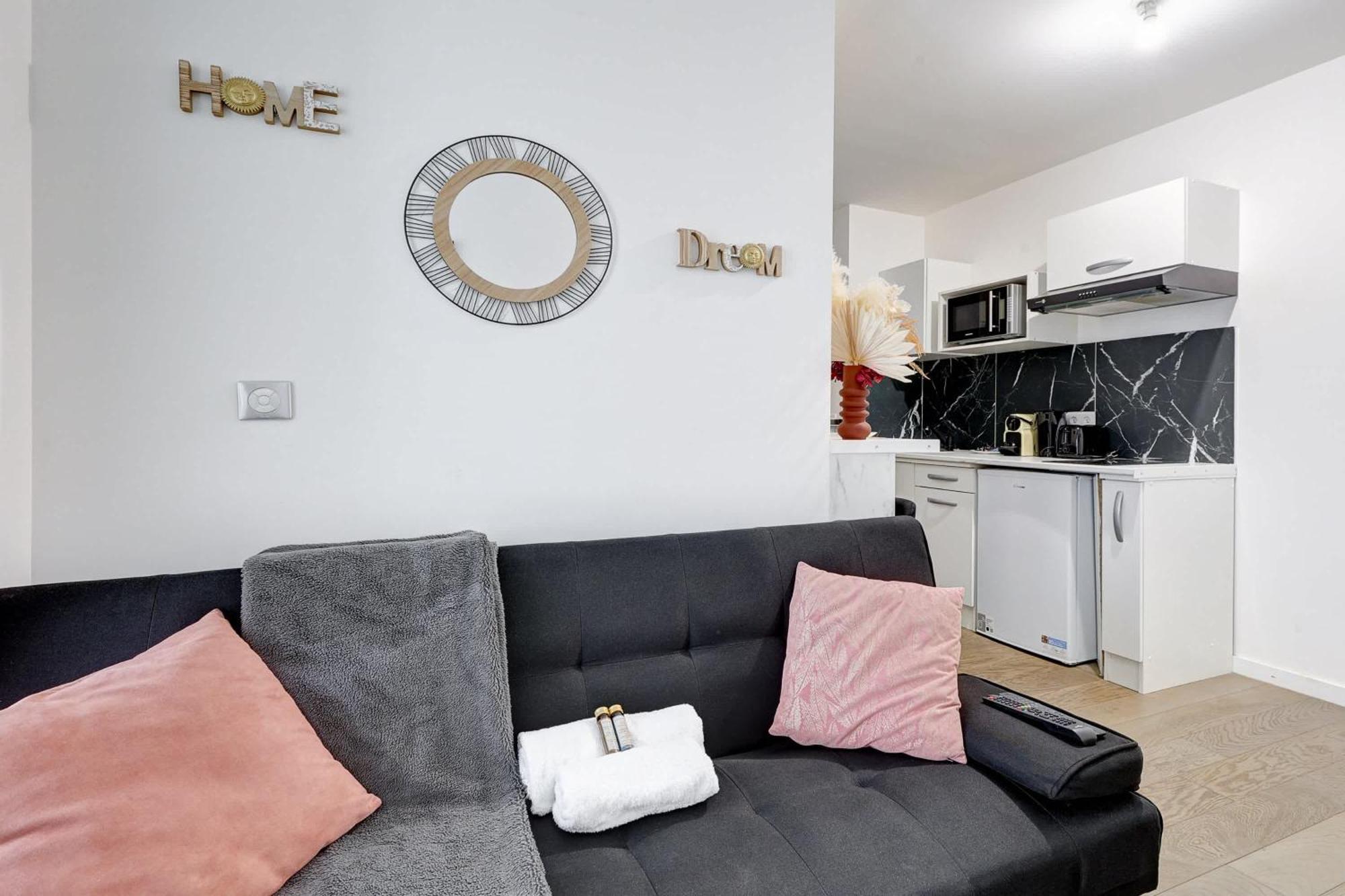 Confort Et Style Moderne A 2 Pas De La Apartment Paris